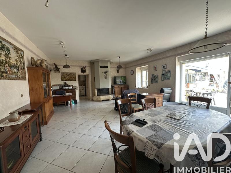 Maison - 182 m² - 3 pièces