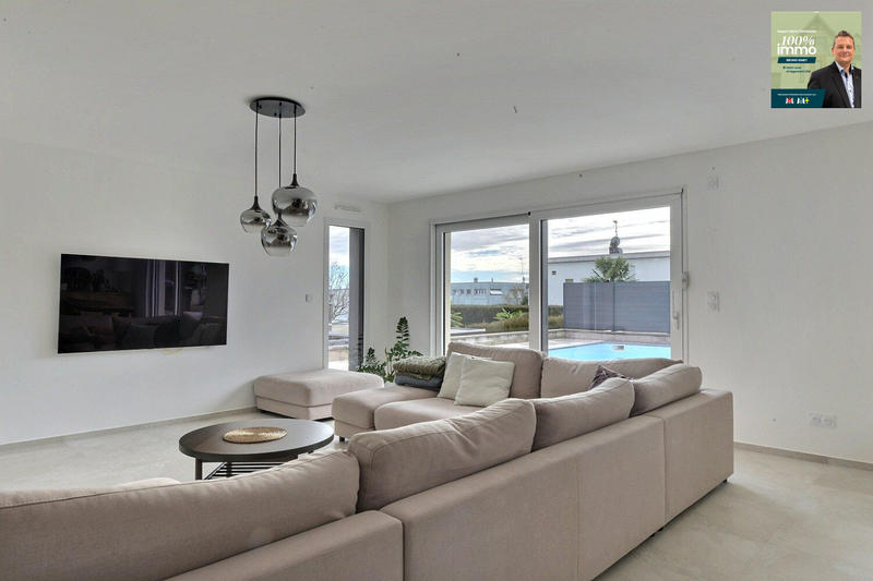 Maison - 170 m² - 6 pièces