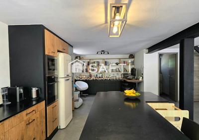 Maison - 192 m² - 5 pièces