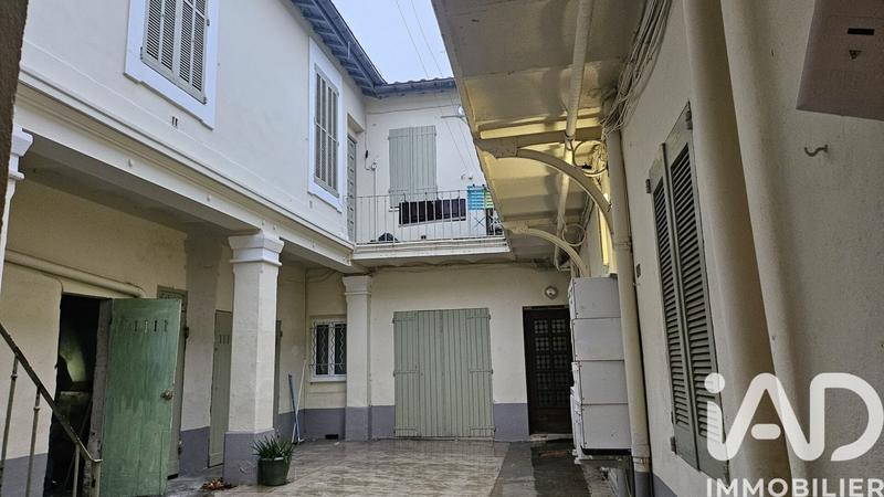 Appartement - 65 m² - 5 pièces