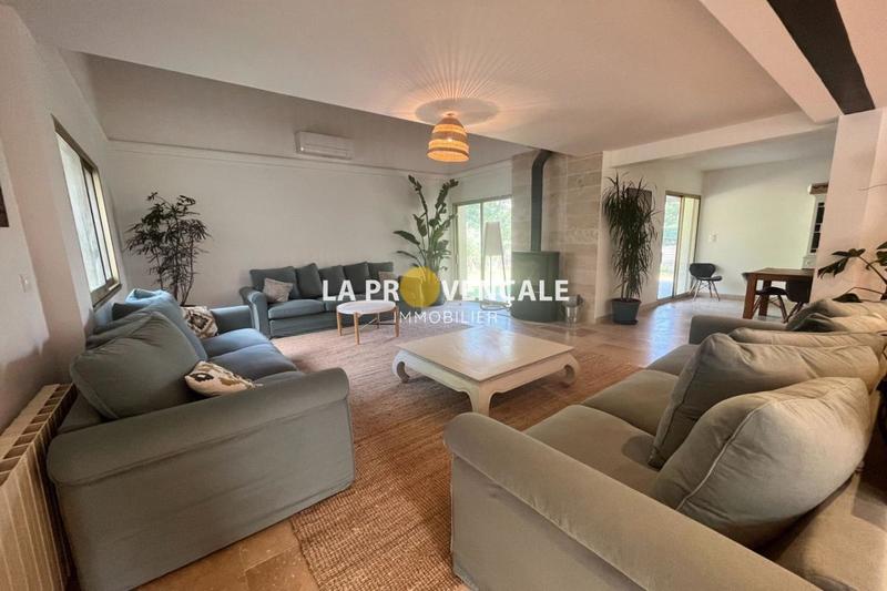 Villa - 200 m² - 7 pièces