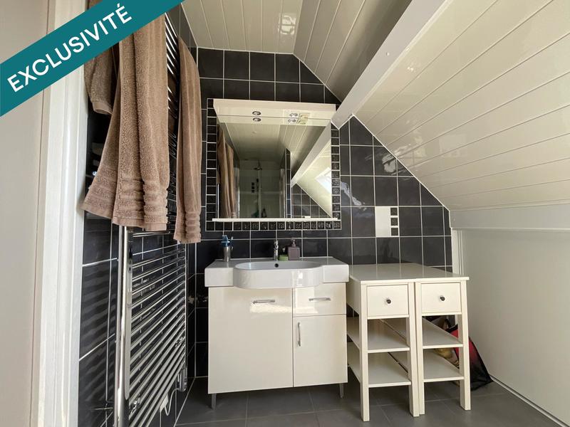 Maison - 176 m² - 7 pièces