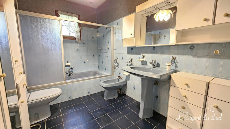 Maison - 138 m² - 6 pièces