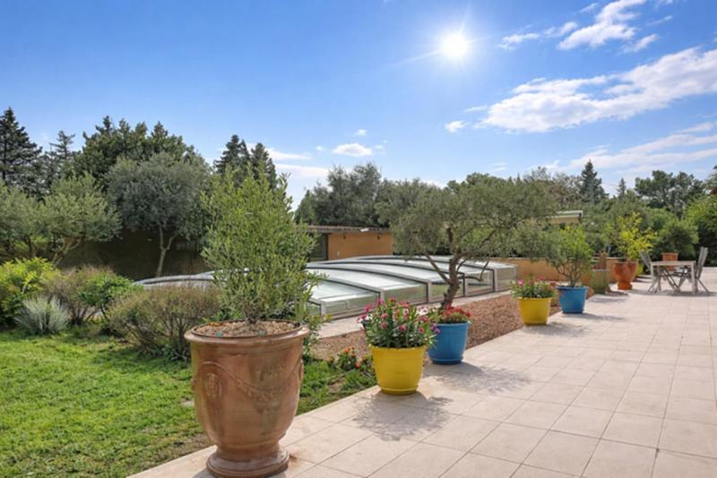 Maison - 300 m² - 7 pièces