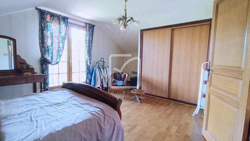 Maison - 172 m² - 5 pièces