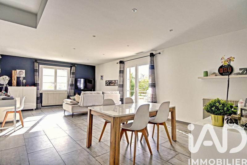 Maison - 104 m² - 4 pièces