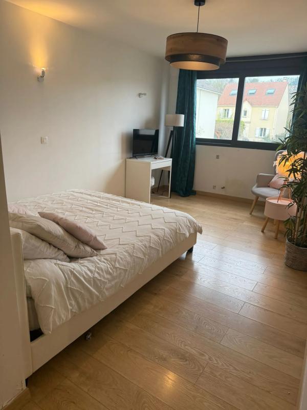 Maison - 252 m² - 11 pièces