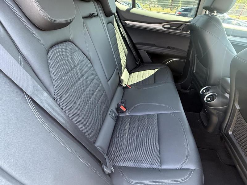 Alfa Romeo Stelvio 2.2 jtd 160 sprint at8