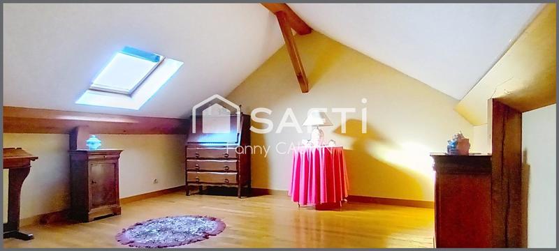 Maison - 99 m² - 5 pièces