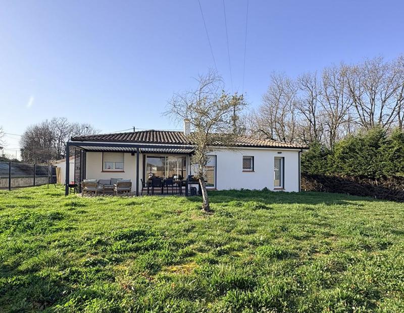 Maison - 96 m² - 4 pièces