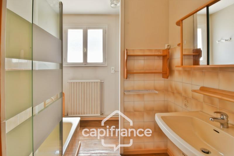 Appartement - 81 m² - 3 pièces