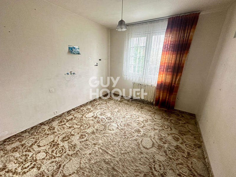 Maison - 171 m² - 9 pièces