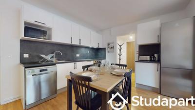 Chambre - 11 m² - 1 pièce