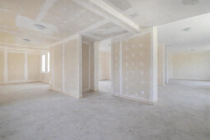 Maison - 280 m² - 8 pièces