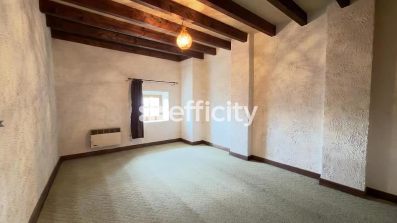 Maison de village - 160 m² - 8 pièces