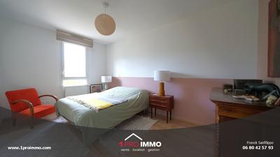 Appartement - 85 m² - 4 pièces