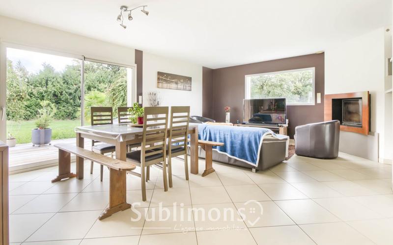 Maison traditionnelle - 124 m² - 6 pièces