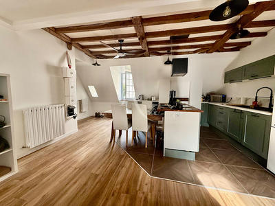 Appartement - 88 m² - 5 pièces