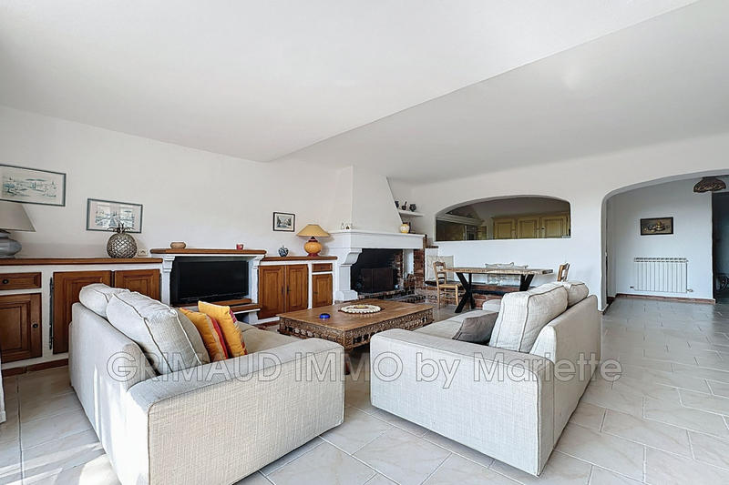 Maison - 308 m² - 11 pièces