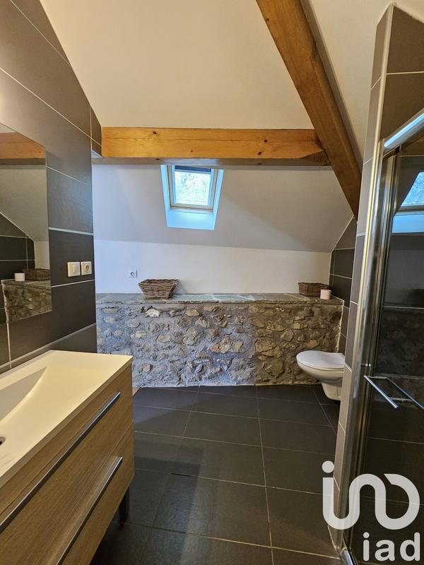 Châlet - 375 m² - 10 pièces