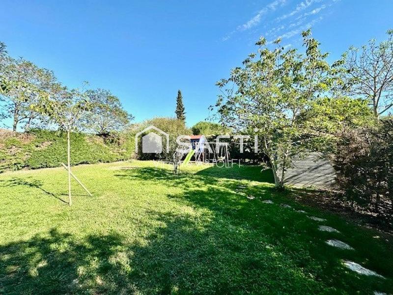 Maison - 180 m² - 7 pièces