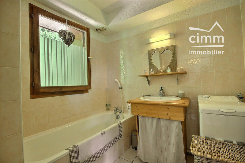 Châlet - 136 m² - 8 pièces