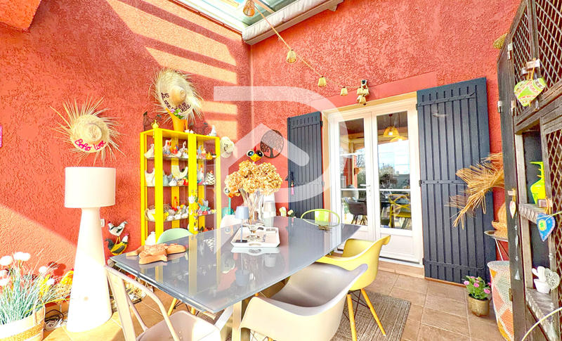 Villa - 164 m² - 8 pièces