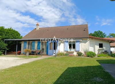 Maison traditionnelle - 100 m² - 5 pièces