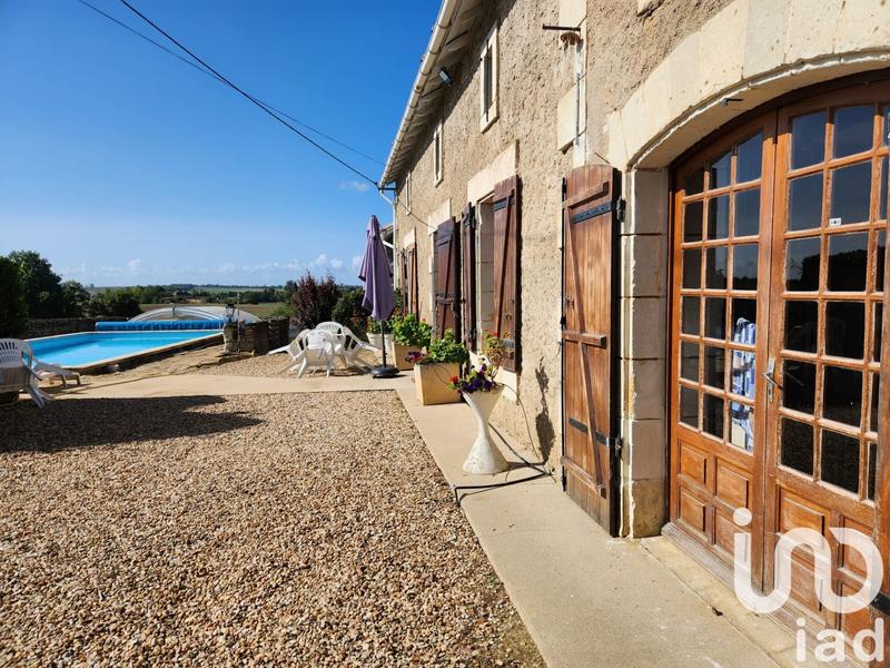 Maison - 200 m² - 5 pièces