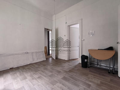 Local commercial - 114 m²