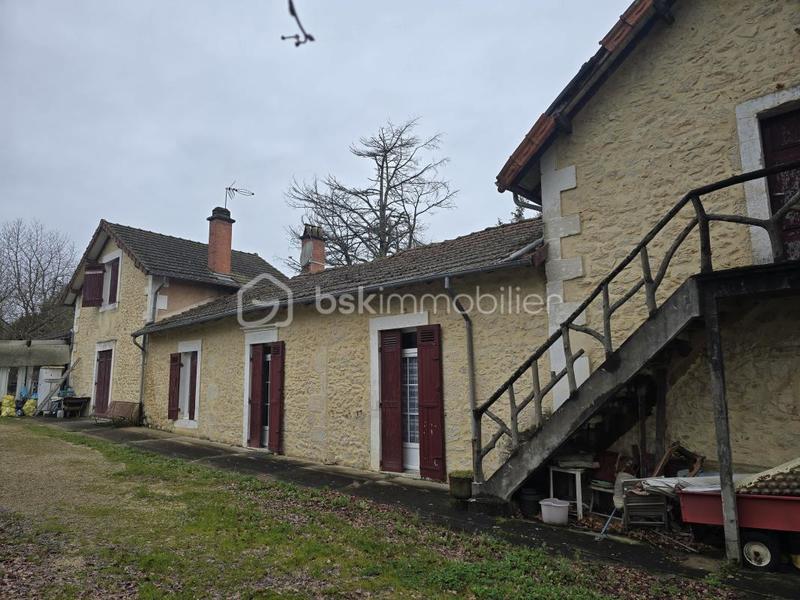 Maison ancienne - 220 m² - 9 pièces