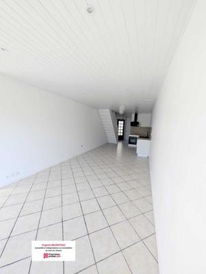 Maison - 76 m² - 3 pièces