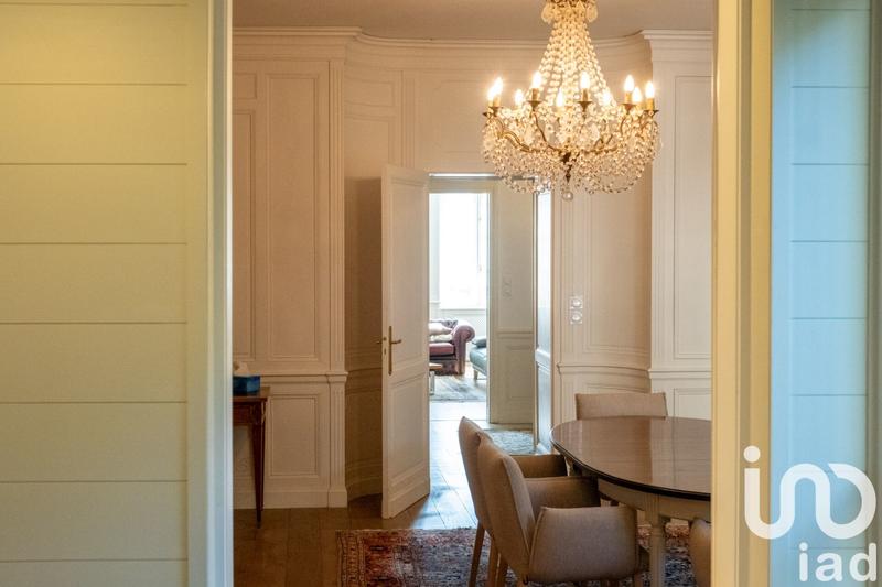 Maison - 422 m² - 10 pièces