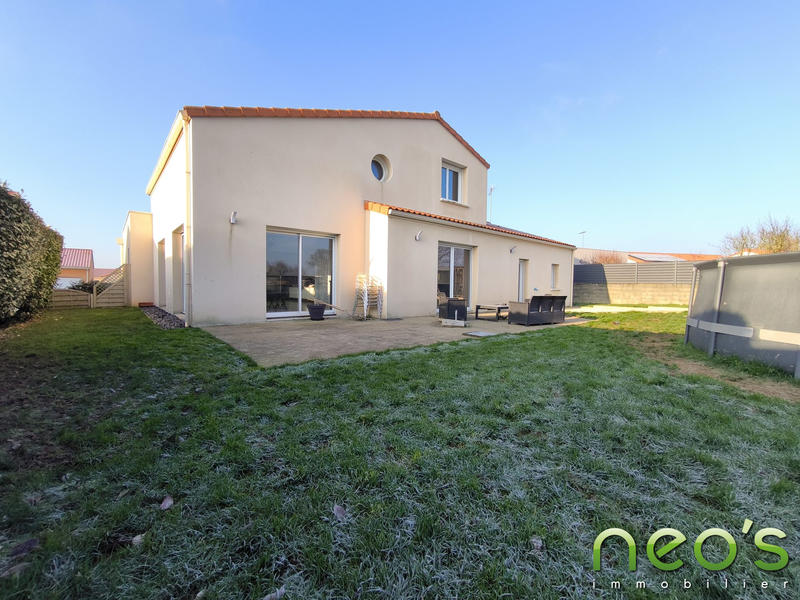 Maison contemporaine - 170 m² - 5 pièces