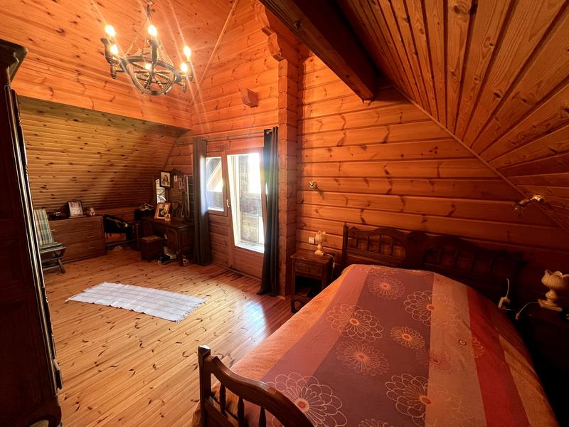 Châlet - 152 m² - 5 pièces