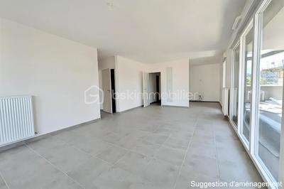 Appartement - 92 m² - 4 pièces