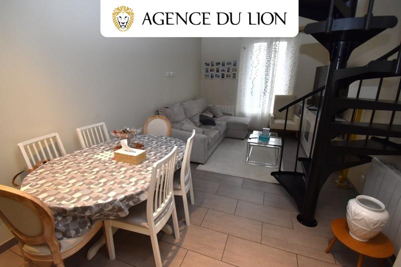 Maison - 97 m² - 6 pièces