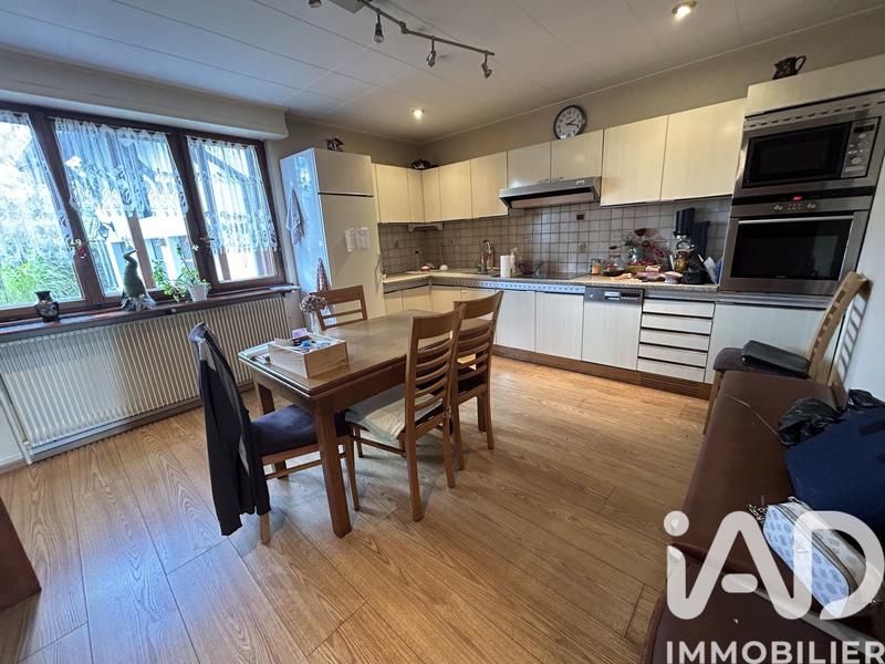 Maison - 177 m² - 7 pièces