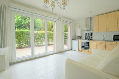 Appartement ancien - 23 m² - 1 pièce