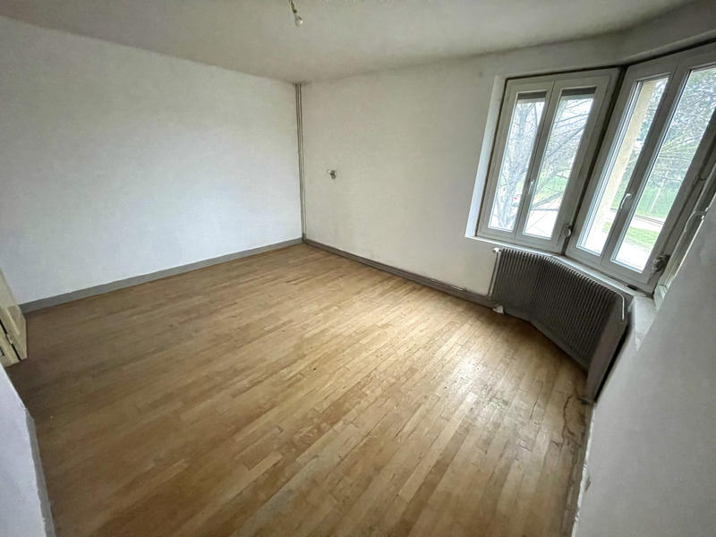 Maison - 170 m² - 8 pièces