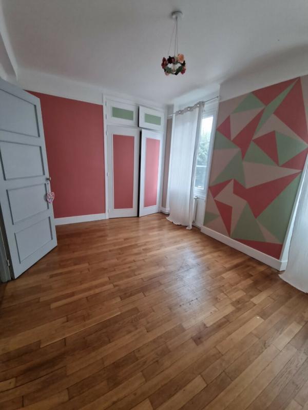 Maison - 123 m² - 7 pièces