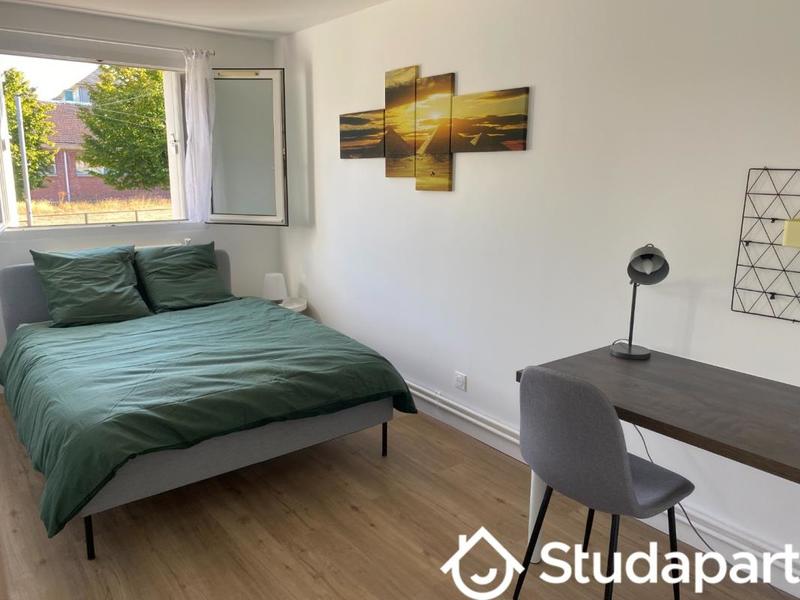 Chambre - 10 m² - 1 pièce