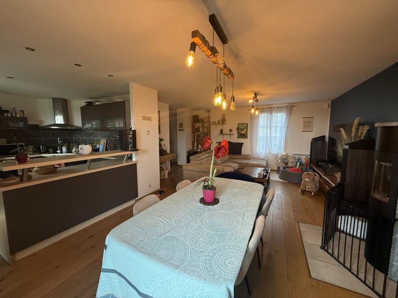 Maison - 117 m² - 6 pièces