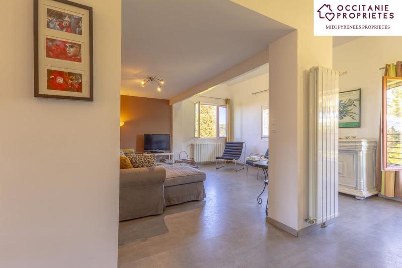 Propriété - 362 m² - 20 pièces