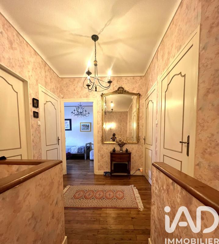 Maison - 143 m² - 5 pièces