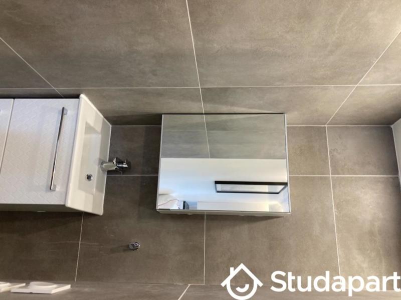 Chambre - 9 m² - 1 pièce