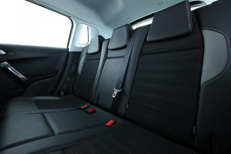 Peugeot 2008 1.2 PureTech Allure Eat6 110 ch