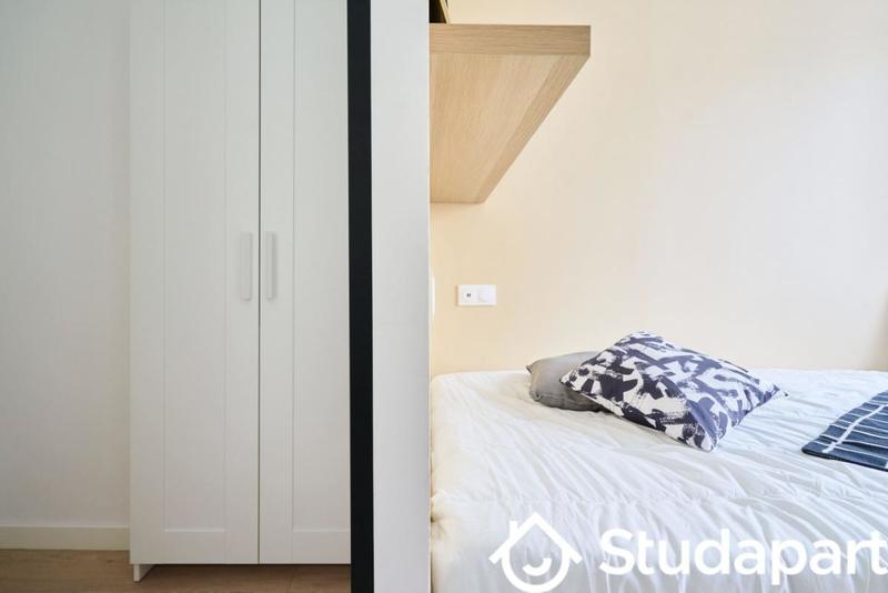 Chambre - 13 m² - 1 pièce