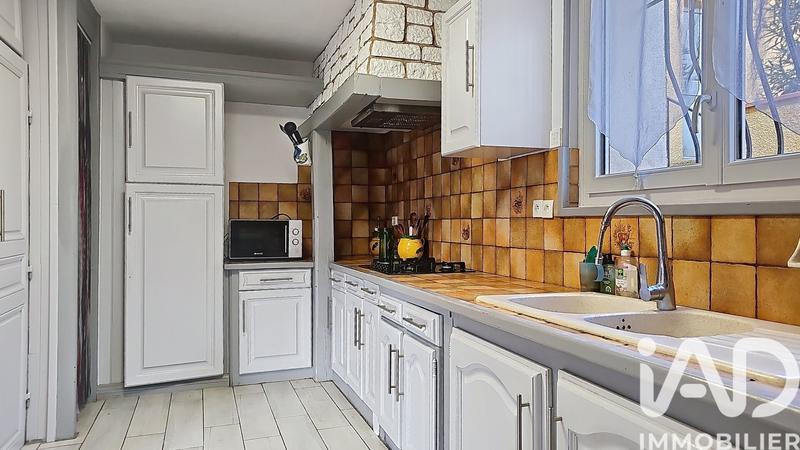 Maison - 194 m² - 9 pièces