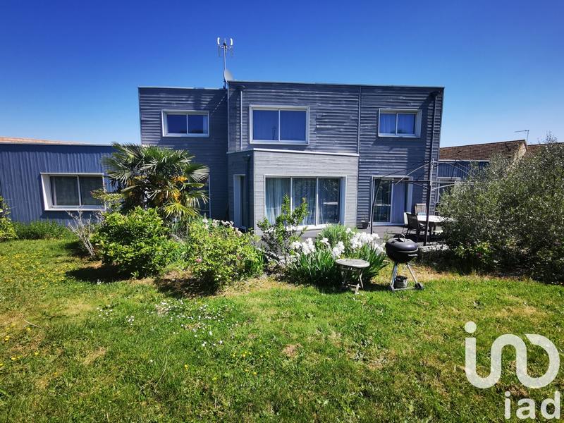 Maison de maîtres - 200 m² - 8 pièces